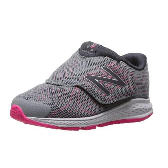New Balance Kids KVRUSGUI Running Shoe - Picture 1 of 4